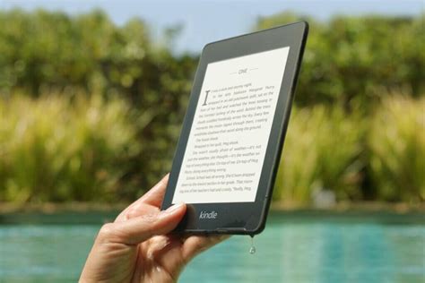 How Many Books Can a Kindle Paperwhite Hold? A Discussion on E-Reading Devices and Their Storage Capacity